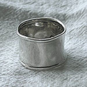 Silpada Sterling Silver Hammered Size 7 Cuff Ring R0723